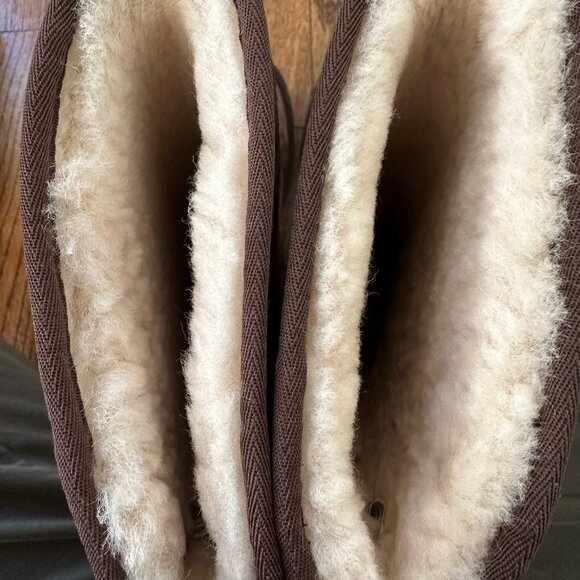 UGG Boots Size 7 Brown Suede Knightsbridge Style - Picture 5 of 6
